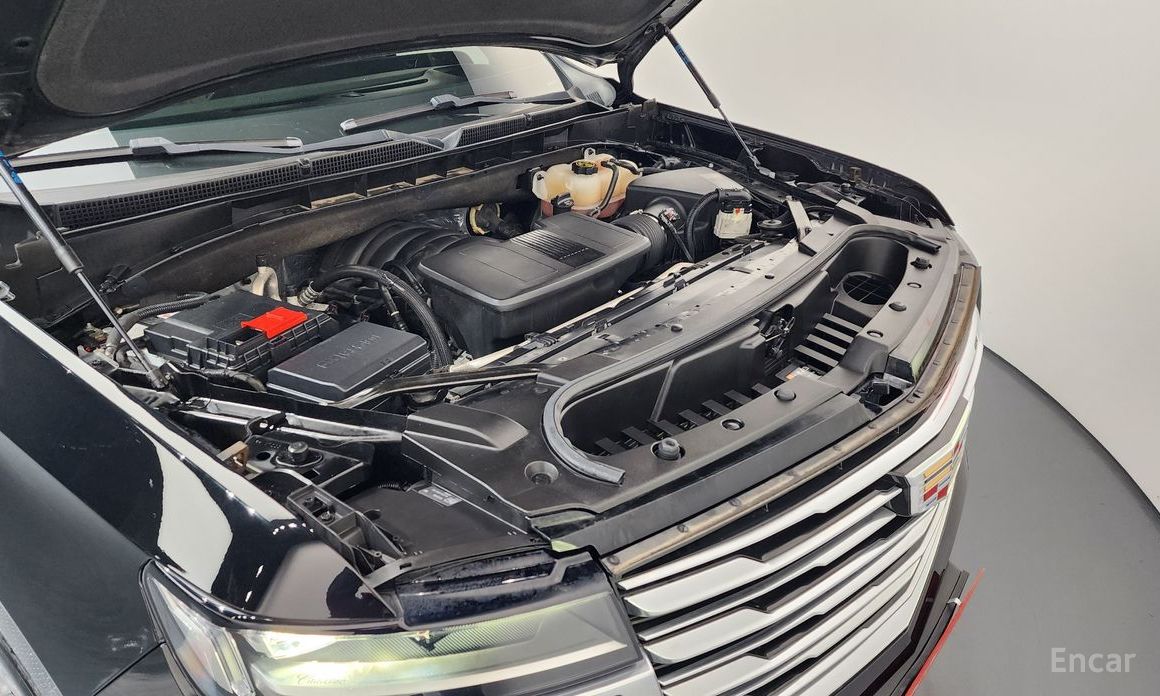 2022 Cadillac Escalade V 6.2 ESV ESV Premium Luxury Platinum с пробегом 62 878 км