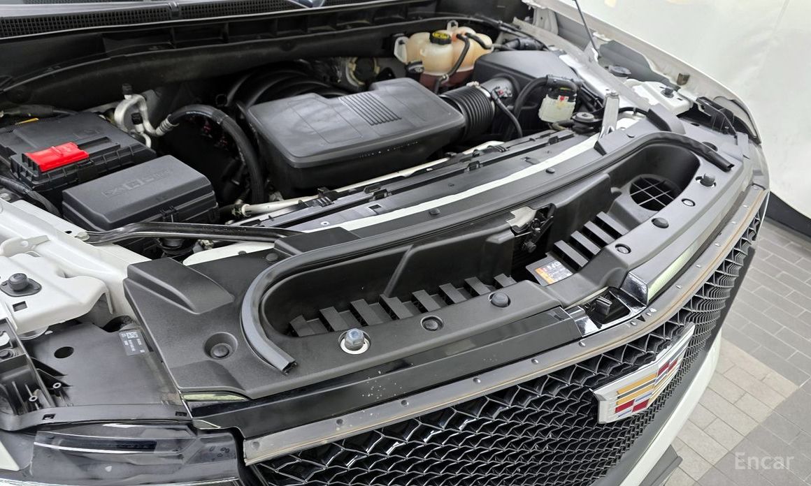 2023 Cadillac Escalade V 6.2 ESV ESV Sports Platinum с пробегом 33 678 км