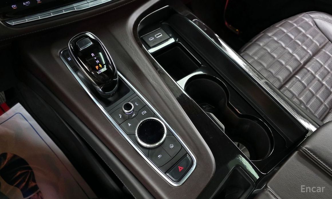 2023 Cadillac Escalade V 6.2 ESV ESV Sports Platinum с пробегом 33 678 км