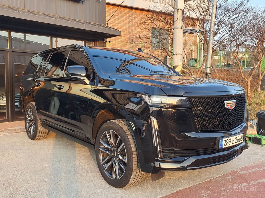 2022 Cadillac Escalade V 6.2 Sports Platinum с пробегом 26 305 км