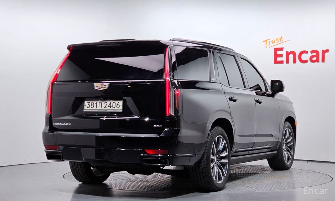 2021 Cadillac Escalade V 6.2 Sports Platinum с пробегом 91 945 км
