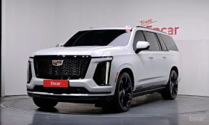 2025 Cadillac Escalade V 6.2 ESV ESV Sports Platinum с пробегом 5 888 км