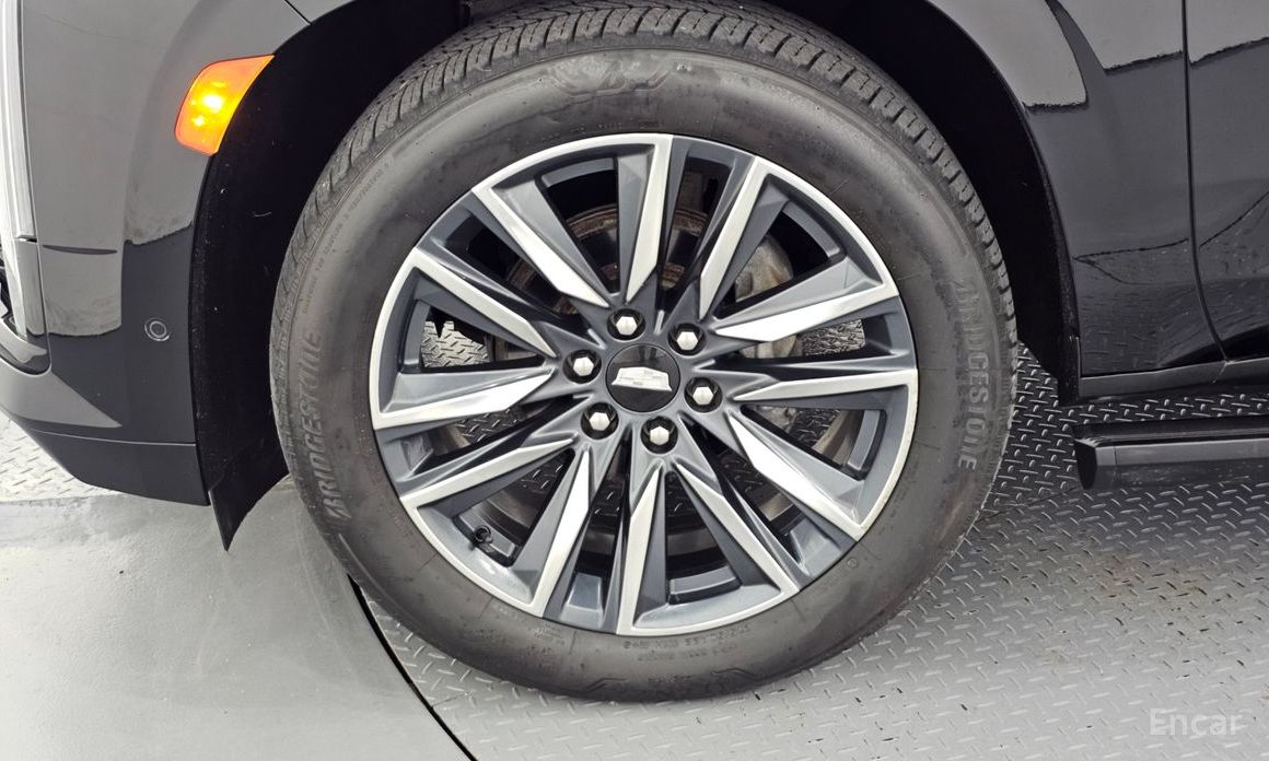 2021 Cadillac Escalade V 6.2 Sports Platinum с пробегом 91 945 км