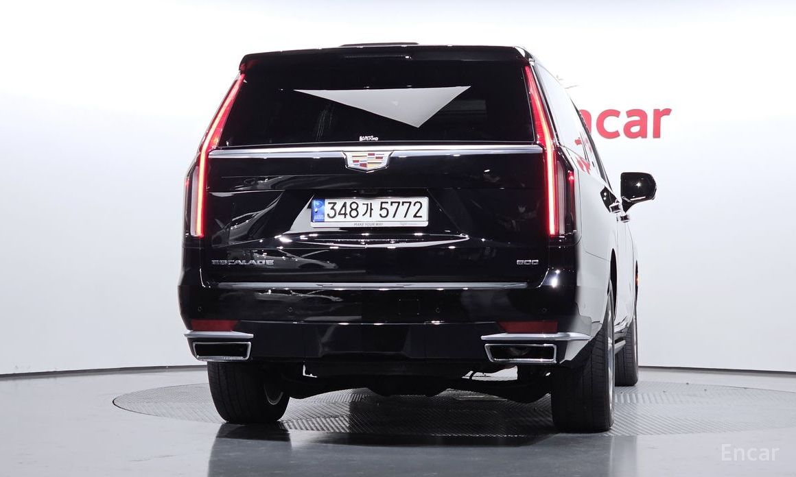 2022 Cadillac Escalade V 6.2 ESV ESV Premium Luxury Platinum с пробегом 57 709 км