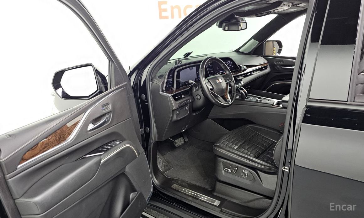 2021 Cadillac Escalade V 6.2 Sports Platinum с пробегом 91 945 км
