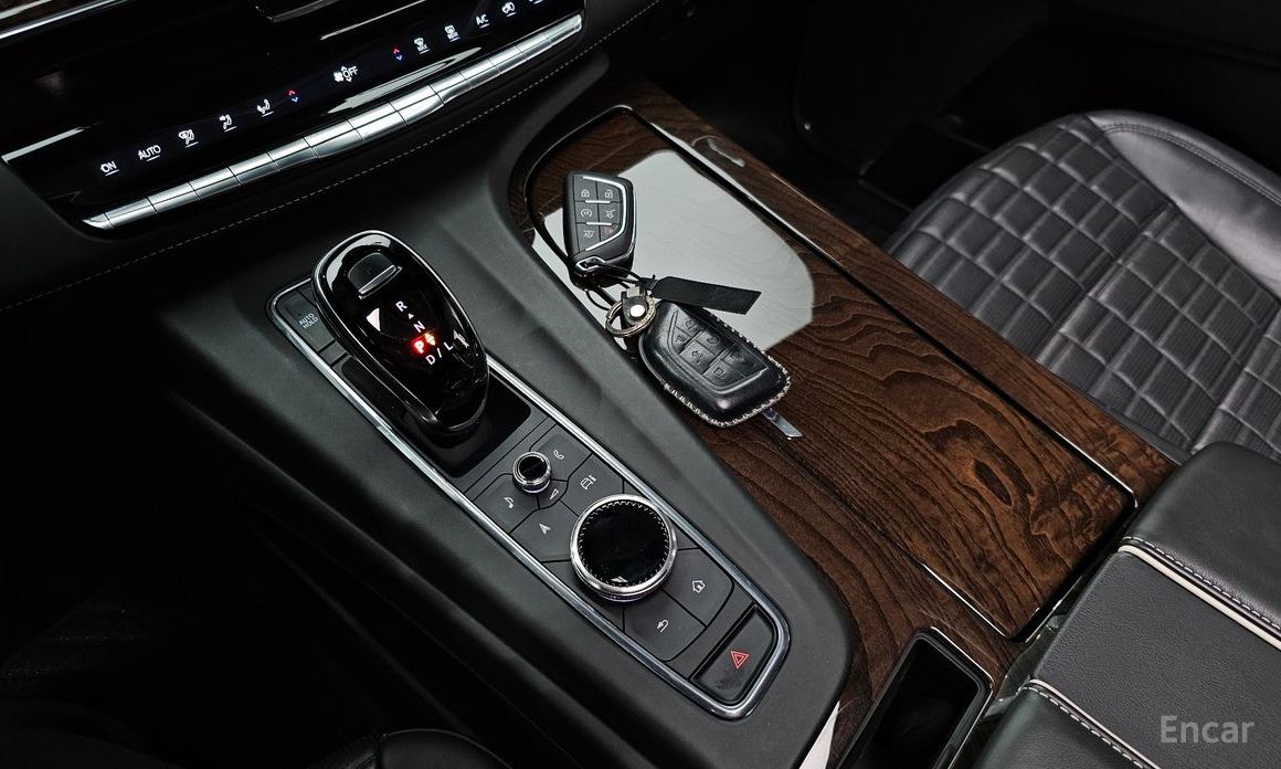2022 Cadillac Escalade V 6.2 ESV ESV Premium Luxury Platinum с пробегом 57 709 км