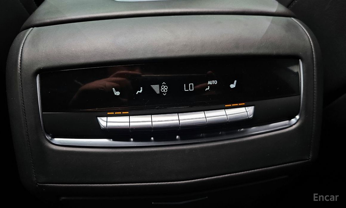 2022 Cadillac Escalade V 6.2 ESV ESV Premium Luxury Platinum с пробегом 57 709 км