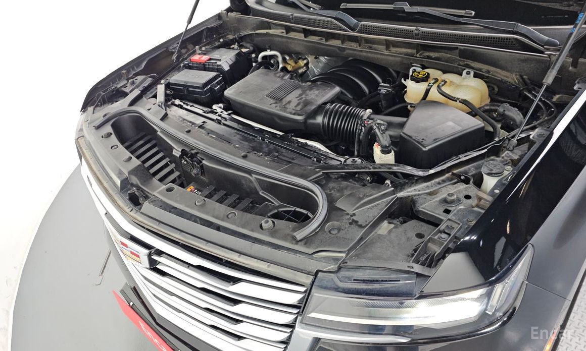 2022 Cadillac Escalade V 6.2 ESV ESV Premium Luxury Platinum с пробегом 45 911 км