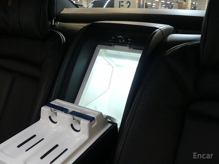 2021 Rolls-Royce Ghost II 6.7 EWB V12 с пробегом 96 000 км