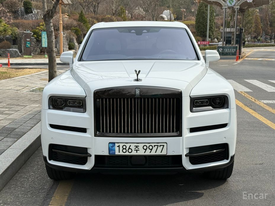 2023 Rolls-Royce Cullinan I 6.7 V12 Black Badge с пробегом 8 150 км