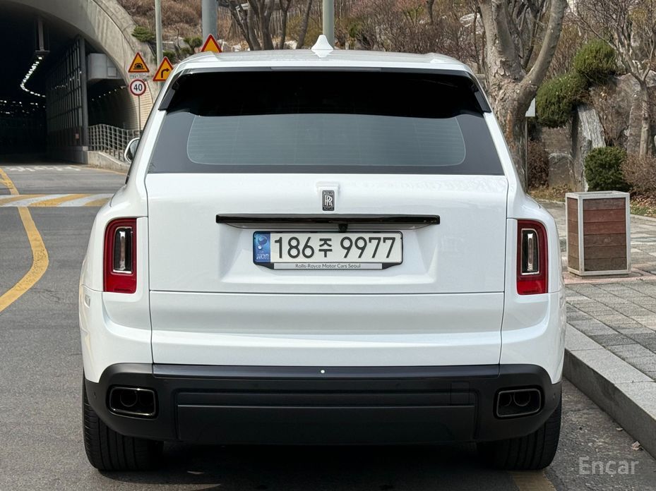 2023 Rolls-Royce Cullinan I 6.7 V12 Black Badge с пробегом 8 150 км