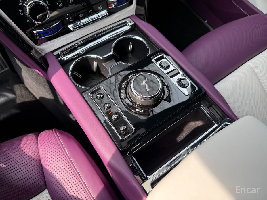 2023 Rolls-Royce Cullinan I 6.7 V12 Black Badge с пробегом 8 150 км