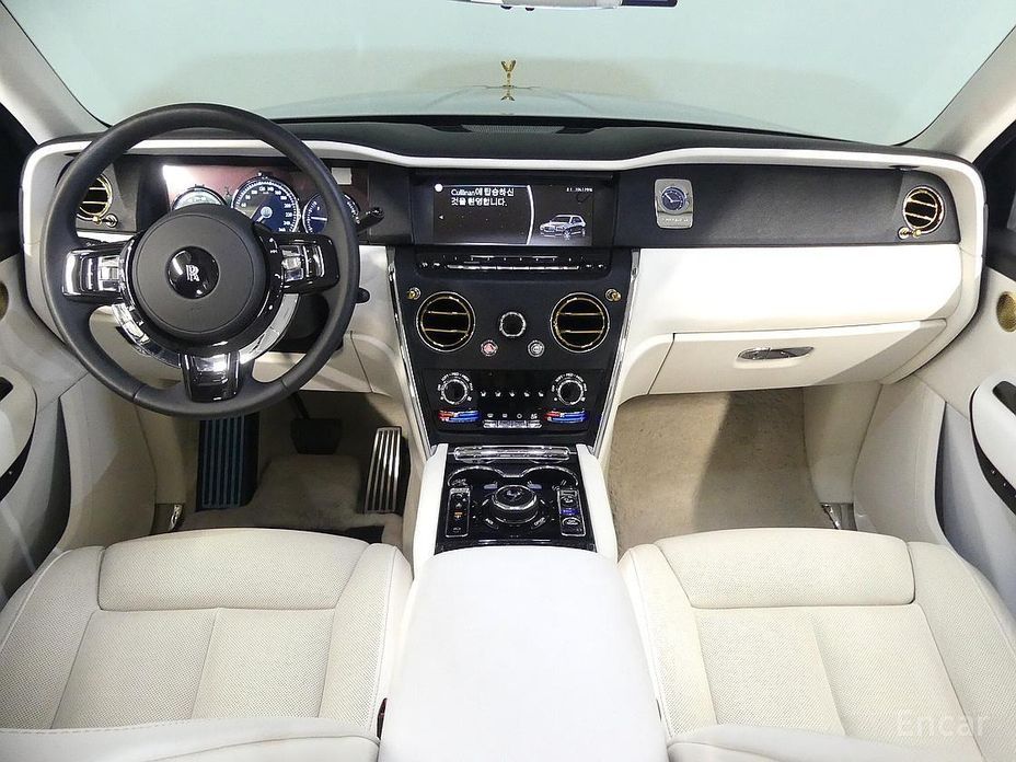2023 Rolls-Royce Cullinan I 6.7 V12 с пробегом 9 200 км