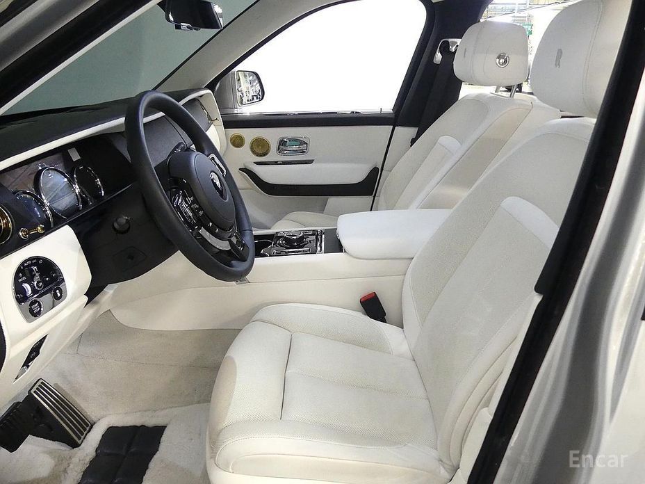 2023 Rolls-Royce Cullinan I 6.7 V12 с пробегом 9 200 км