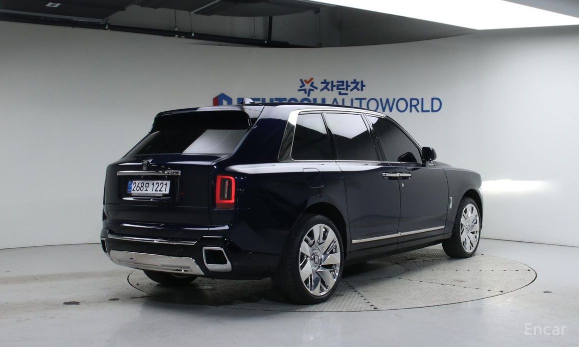 2025 Rolls-Royce Cullinan I 6.7 V12 с пробегом 1 382 км