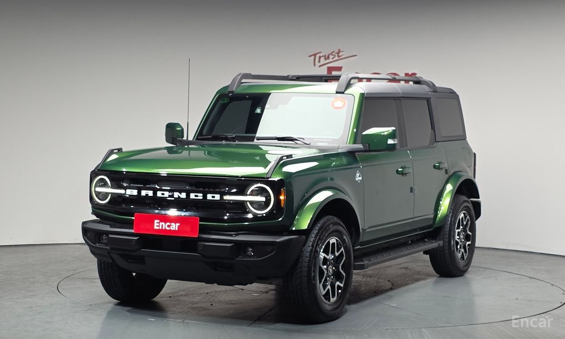 2023 Ford Bronco VI 2.7 Outer Banks с пробегом 46 823 км