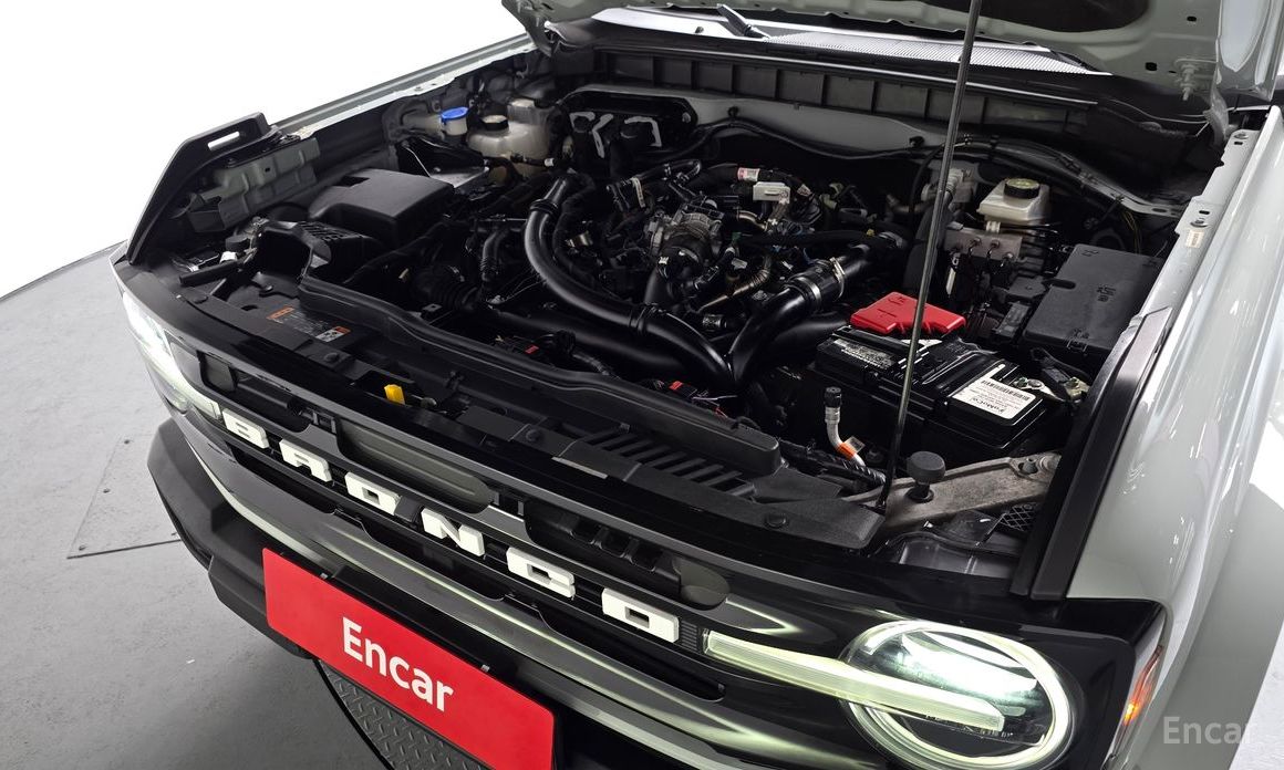 2023 Ford Bronco VI 2.7 Outer Banks с пробегом 44 982 км
