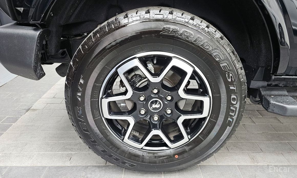 2024 Ford Bronco VI 2.3 Outer Banks с пробегом 25 302 км