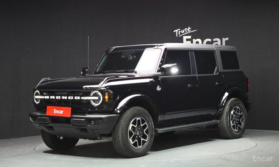 2024 Ford Bronco VI 2.3 Outer Banks с пробегом 9 571 км