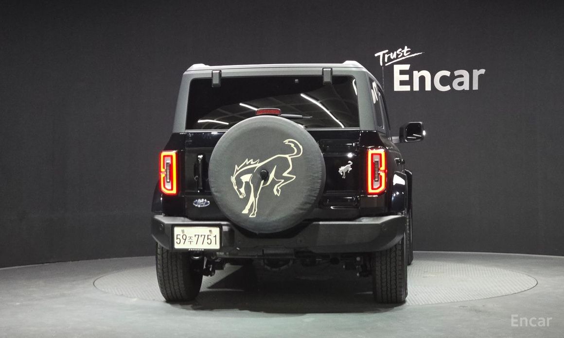 2024 Ford Bronco VI 2.3 Outer Banks с пробегом 9 571 км