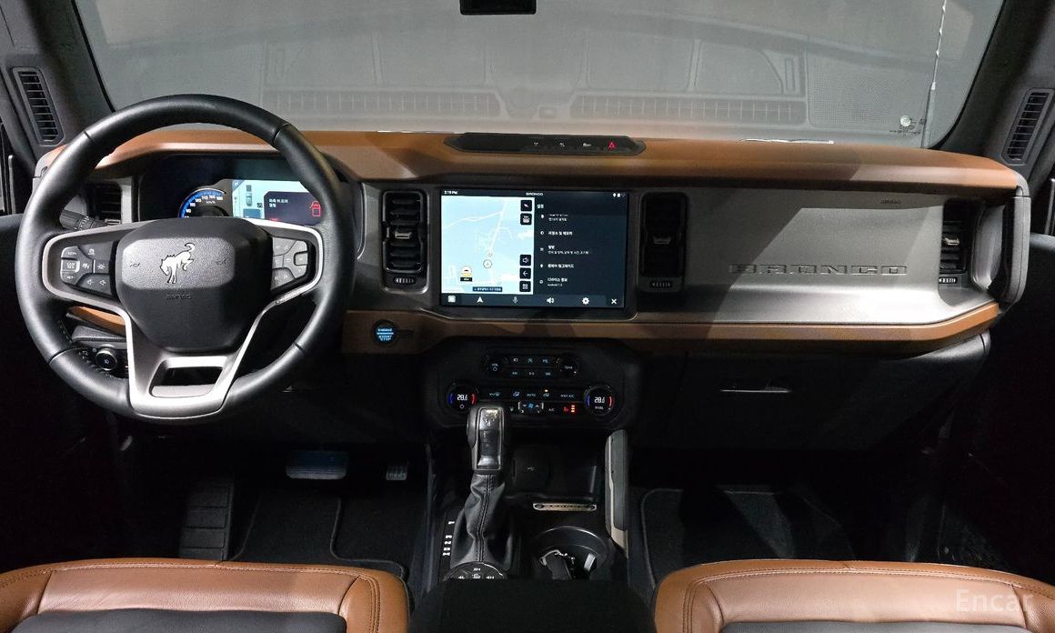 2024 Ford Bronco VI 2.3 Outer Banks с пробегом 9 571 км