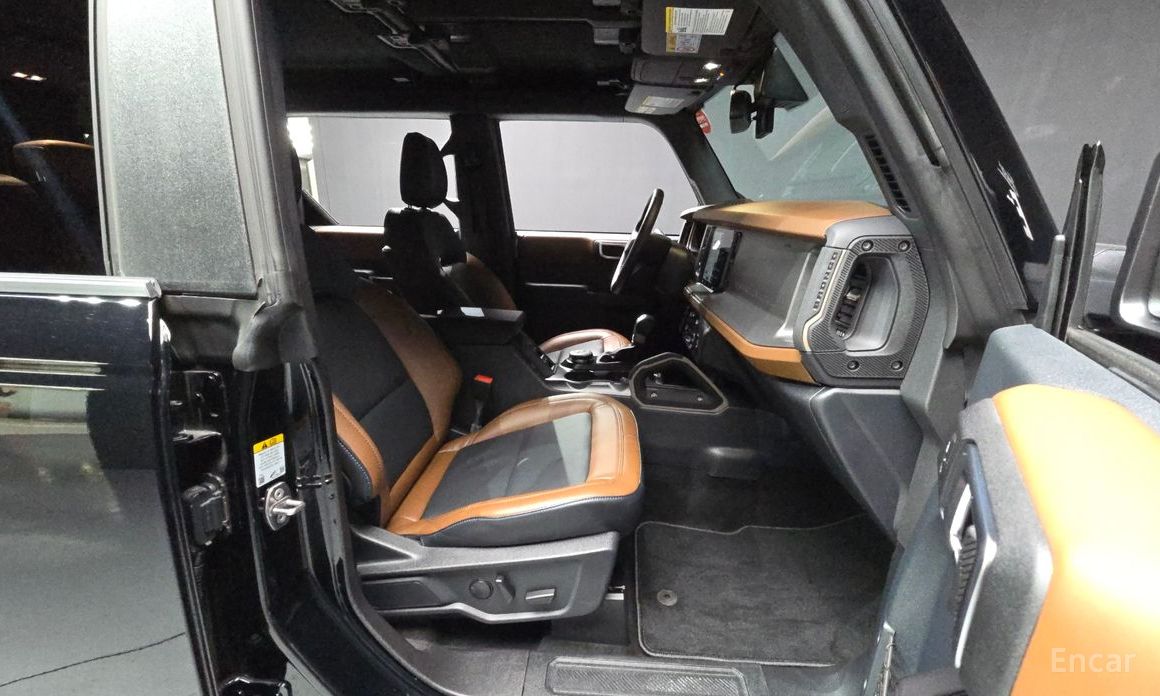2024 Ford Bronco VI 2.3 Outer Banks с пробегом 9 571 км