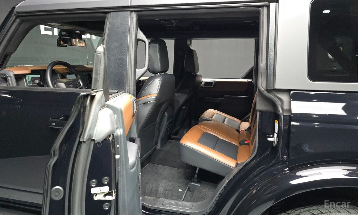 2024 Ford Bronco VI 2.3 Outer Banks с пробегом 9 571 км