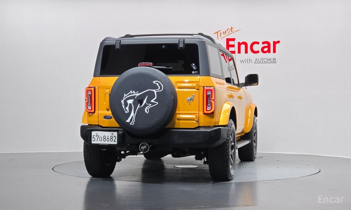2022 Ford Bronco VI 2.7 Outer Banks с пробегом 67 420 км
