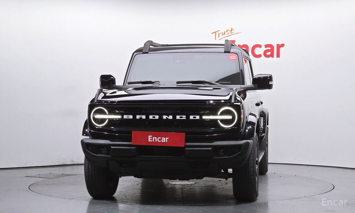 2022 Ford Bronco VI 2.7 Outer Banks с пробегом 31 433 км