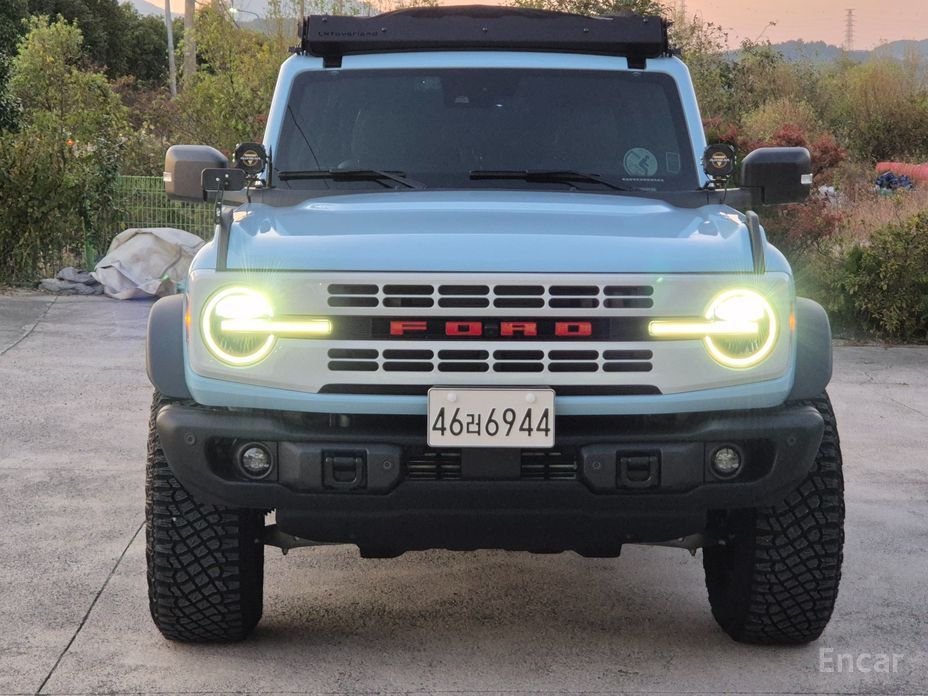 2023 Ford Bronco VI 2.7 First Edition с пробегом 9 000 км
