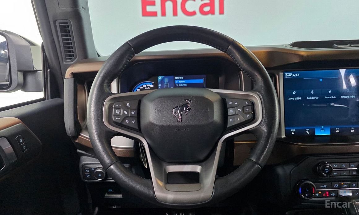 2022 Ford Bronco VI 2.7 Outer Banks с пробегом 71 882 км