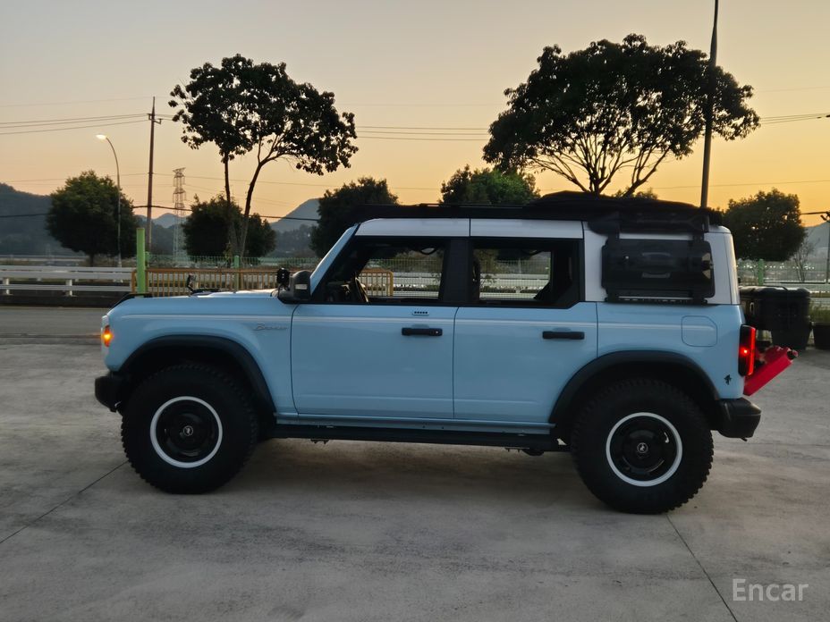 2023 Ford Bronco VI 2.7 First Edition с пробегом 9 000 км