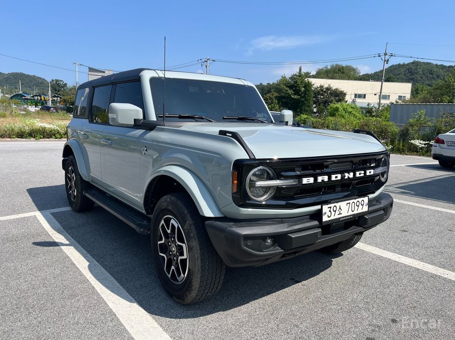 2024 Ford Bronco VI 2.3 Outer Banks с пробегом 26 300 км