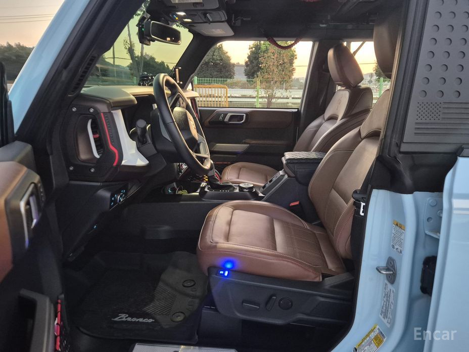 2023 Ford Bronco VI 2.7 First Edition с пробегом 9 000 км