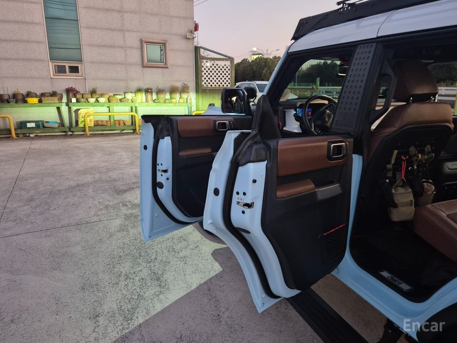 2023 Ford Bronco VI 2.7 First Edition с пробегом 9 000 км