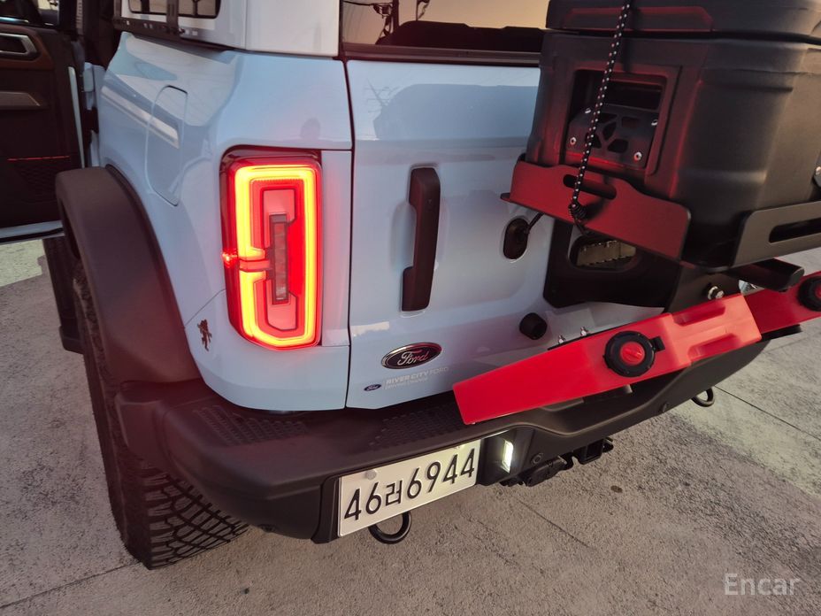 2023 Ford Bronco VI 2.7 First Edition с пробегом 9 000 км