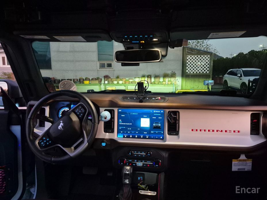 2023 Ford Bronco VI 2.7 First Edition с пробегом 9 000 км