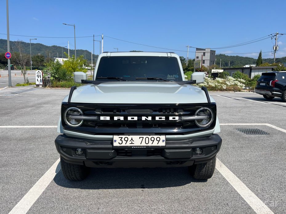 2024 Ford Bronco VI 2.3 Outer Banks с пробегом 26 300 км