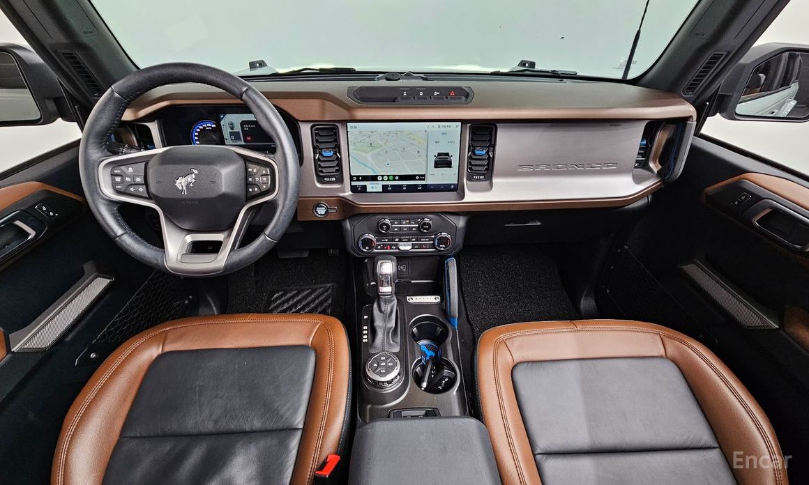 2023 Ford Bronco VI 2.7 Outer Banks с пробегом 30 114 км