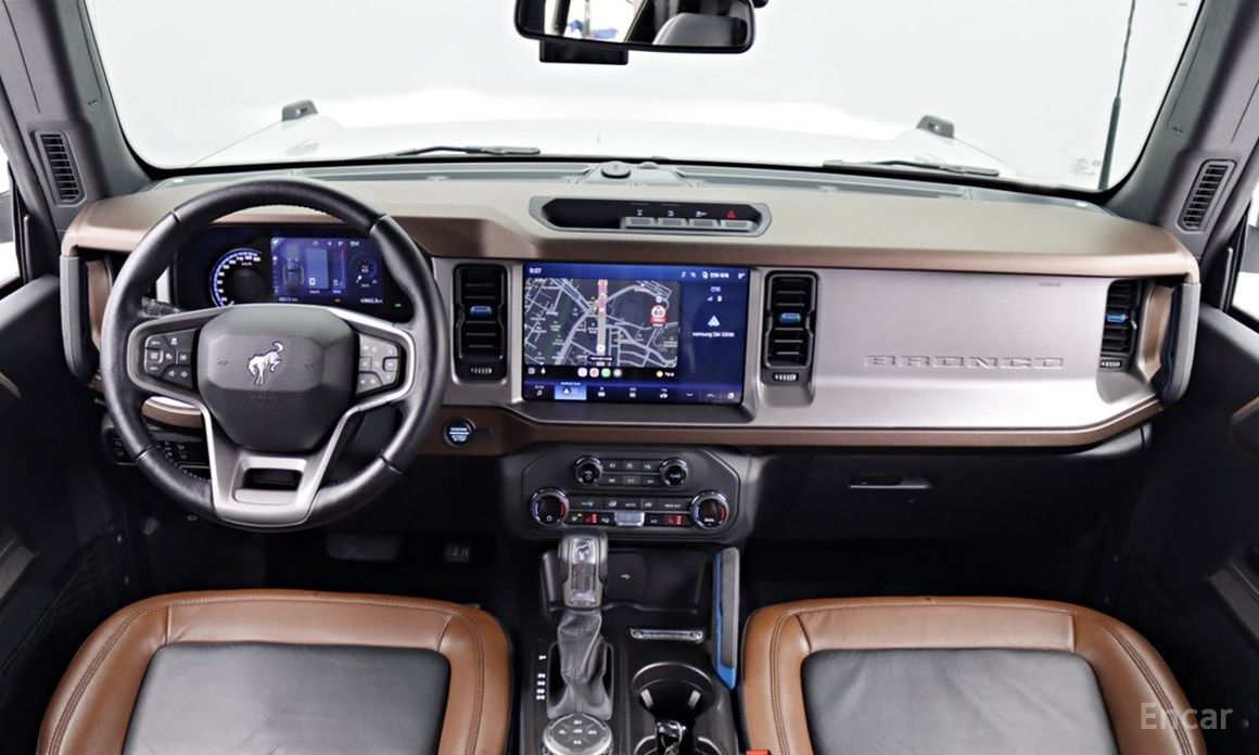 2023 Ford Bronco VI 2.7 Outer Banks с пробегом 43 659 км