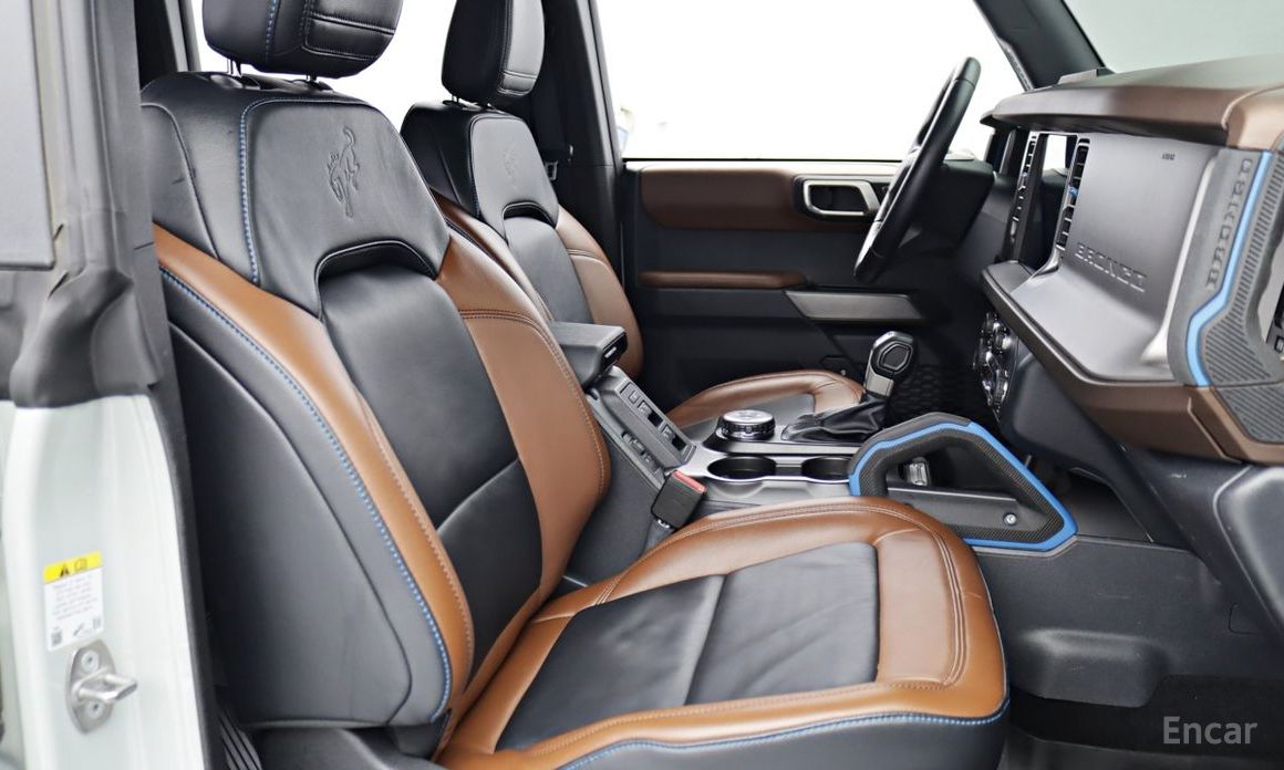 2023 Ford Bronco VI 2.7 Outer Banks с пробегом 43 659 км