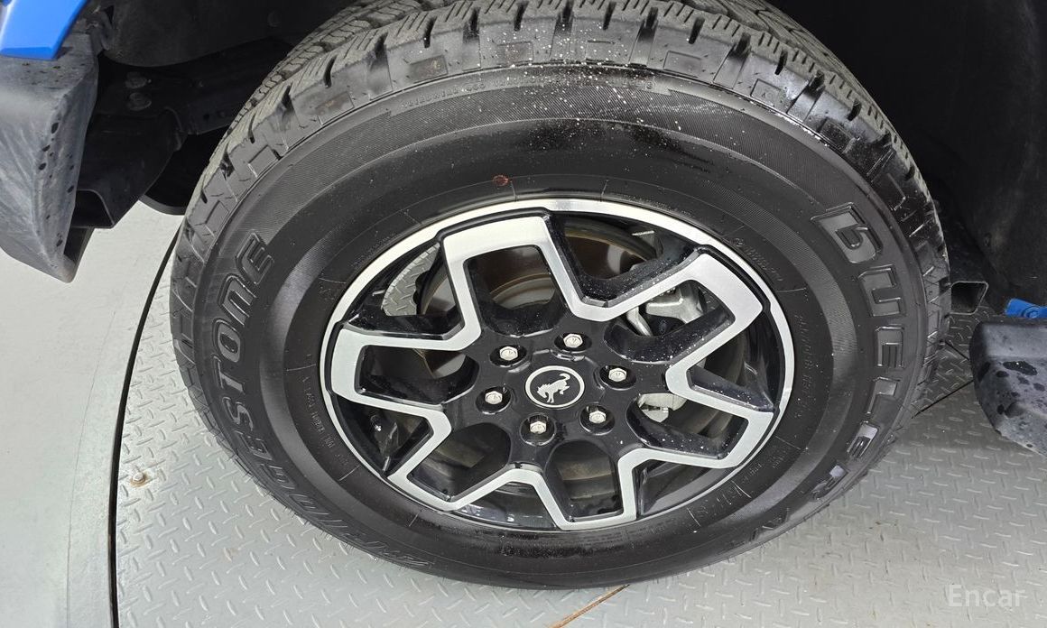 2024 Ford Bronco VI 2.3 Outer Banks с пробегом 16 257 км