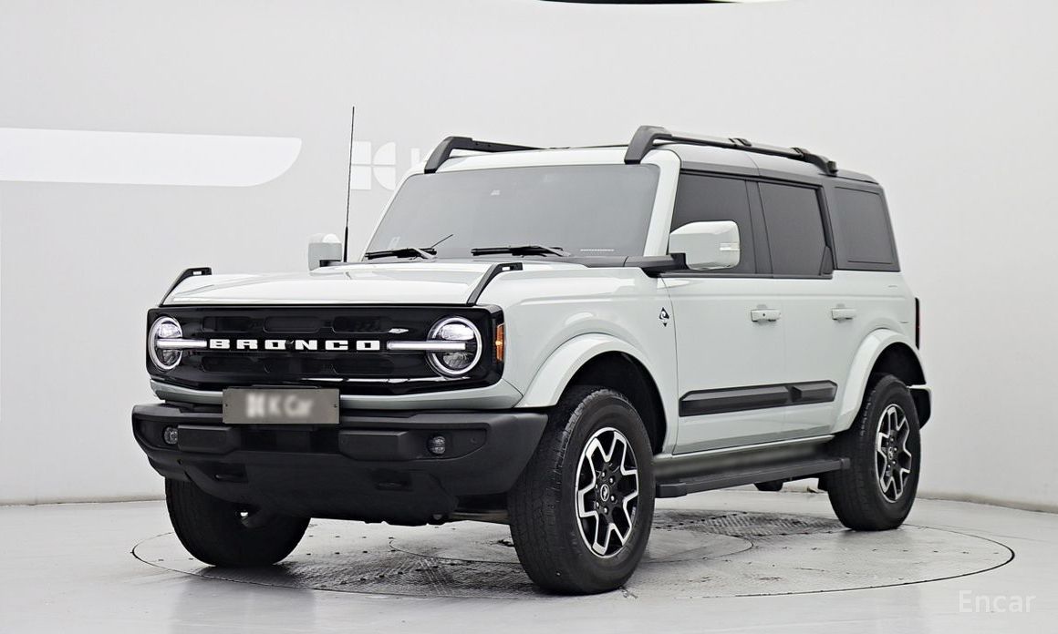 2023 Ford Bronco VI 2.7 Outer Banks с пробегом 43 659 км