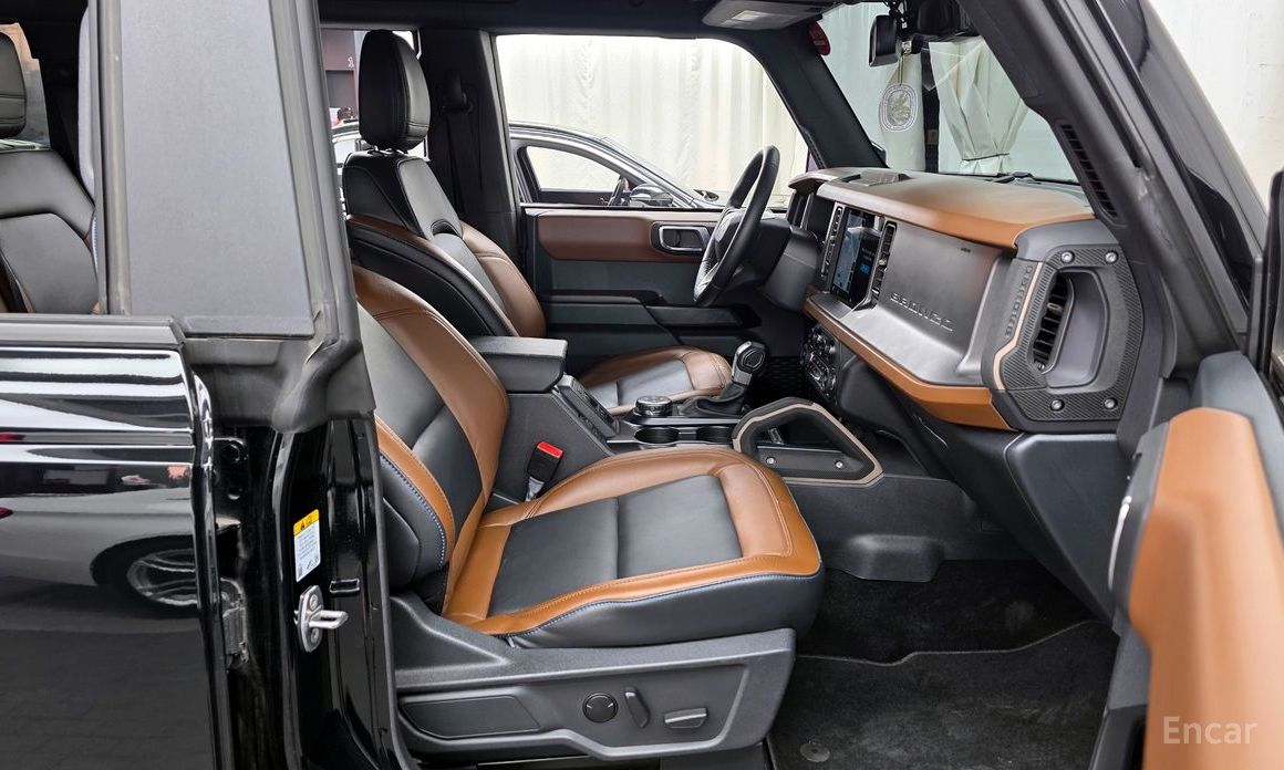 2024 Ford Bronco VI 2.3 Outer Banks с пробегом 9 605 км