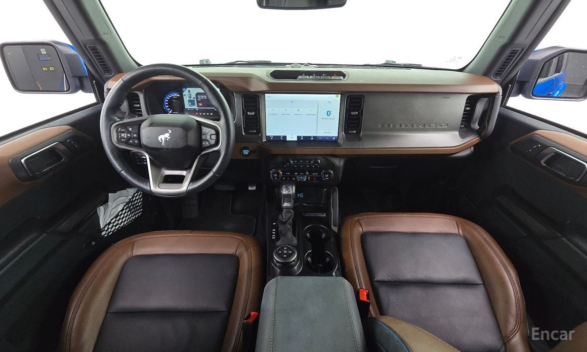 2024 Ford Bronco VI 2.3 Outer Banks с пробегом 16 257 км