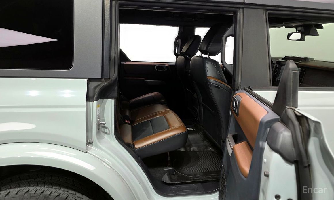 2023 Ford Bronco VI 2.7 Outer Banks с пробегом 32 772 км