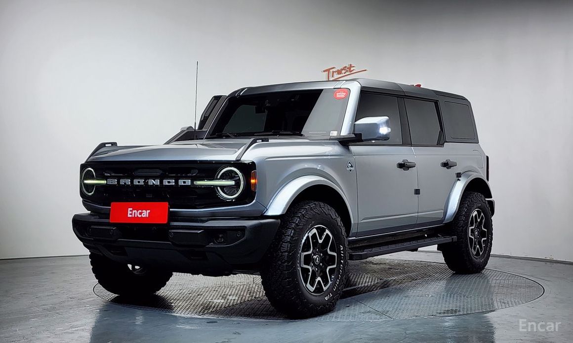 2022 Ford Bronco VI 2.7 Outer Banks с пробегом 26 892 км