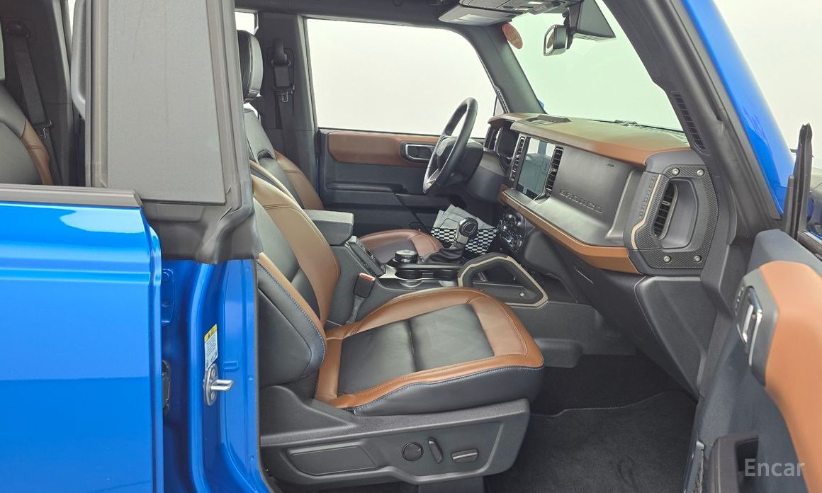 2024 Ford Bronco VI 2.3 Outer Banks с пробегом 16 257 км