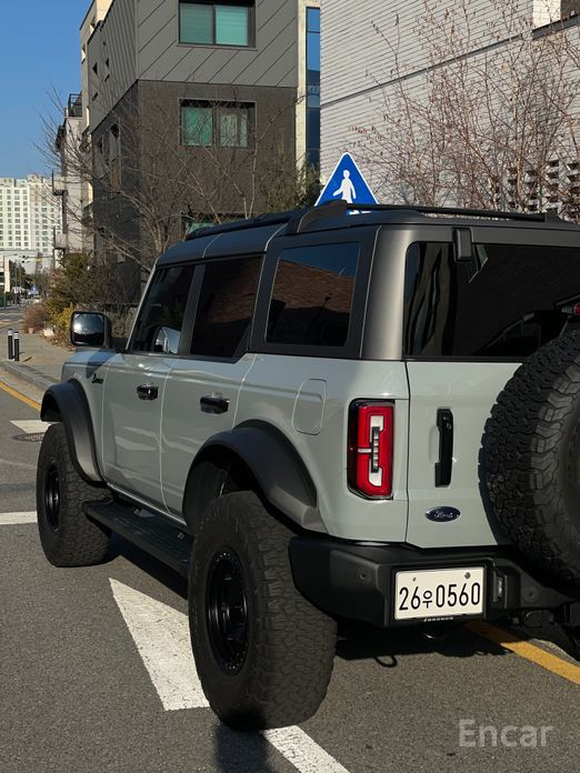 2023 Ford Bronco VI 2.7 Outer Banks с пробегом 8 669 км