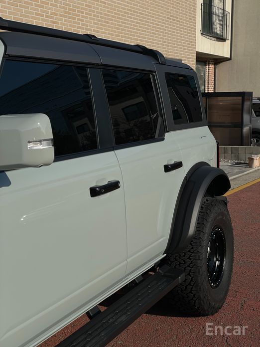 2023 Ford Bronco VI 2.7 Outer Banks с пробегом 8 669 км